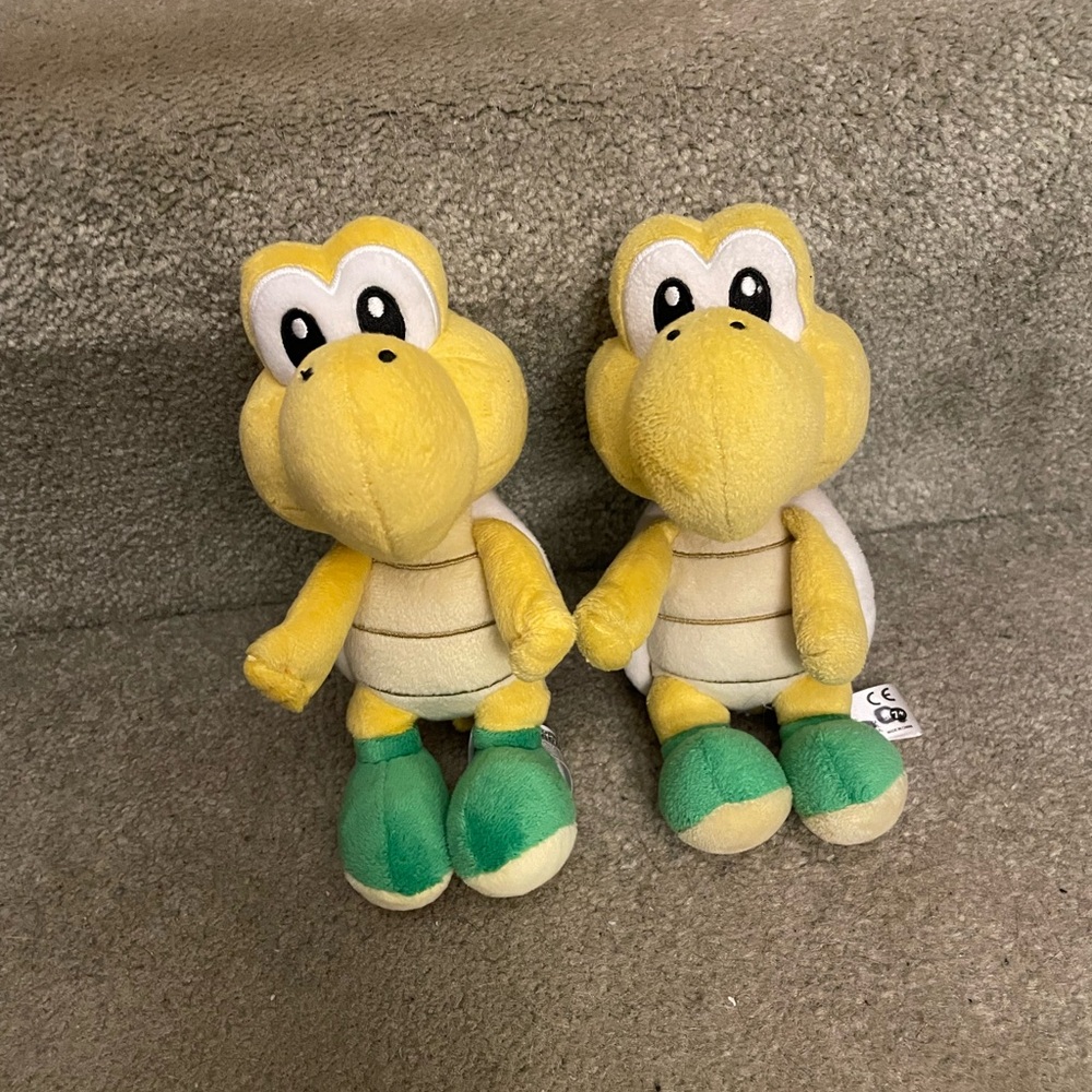 SUPER MARIO BROS. Plushies